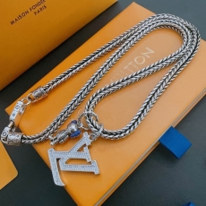 Louis Vuitton Necklaces